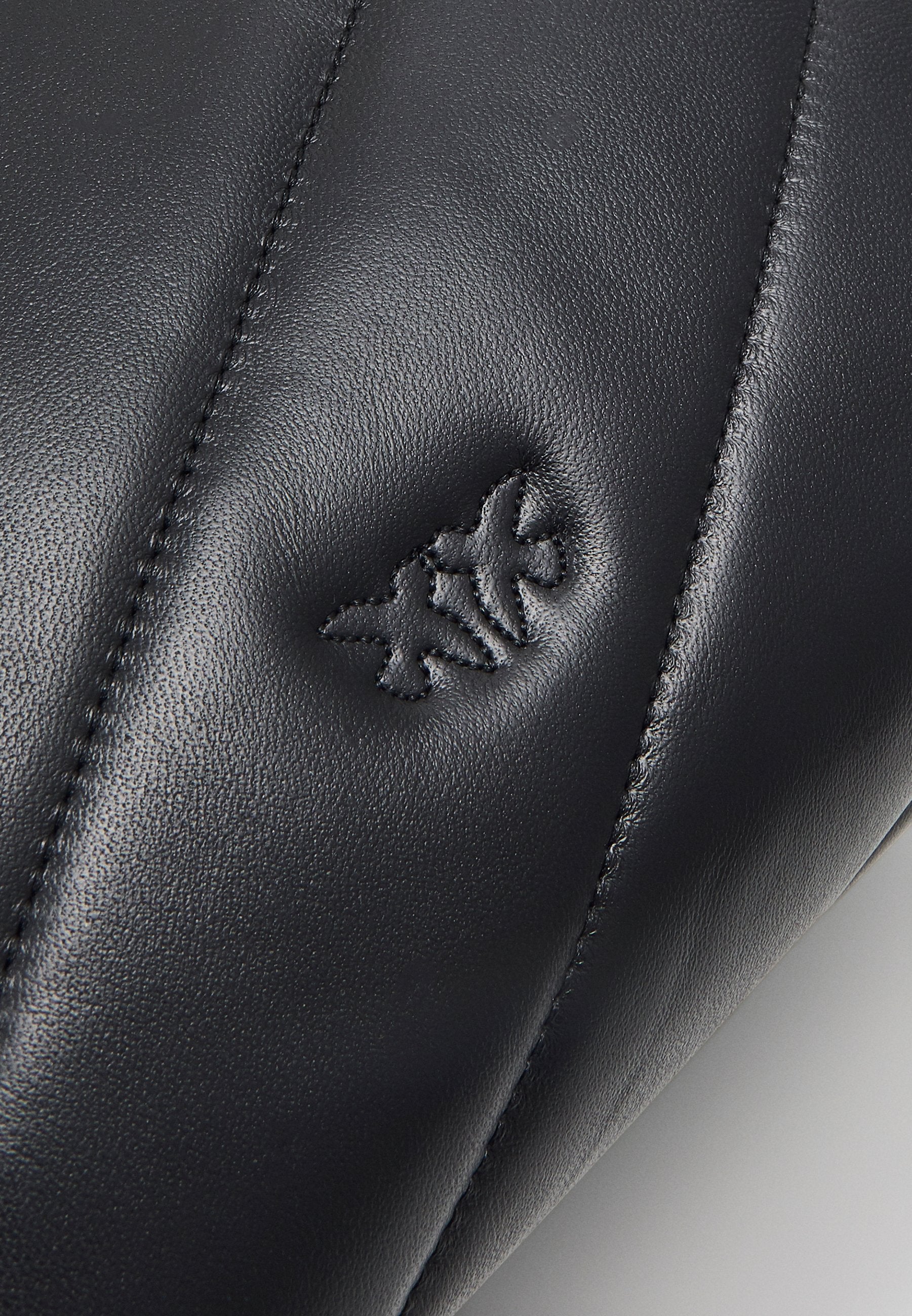 Borsa pinko