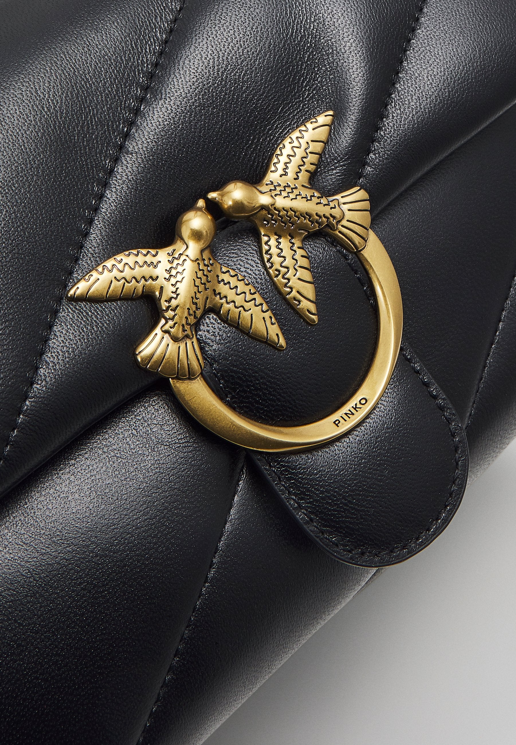 Borsa pinko